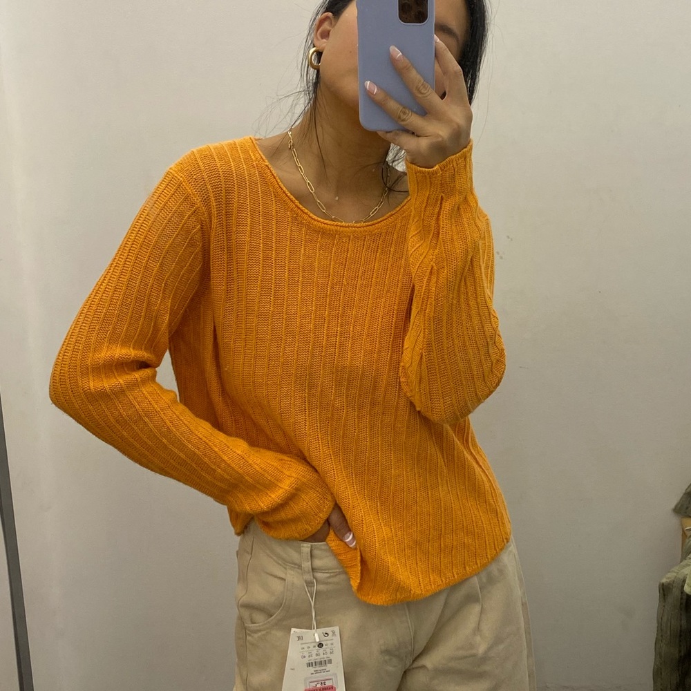VINTAGE orange knit size Large
